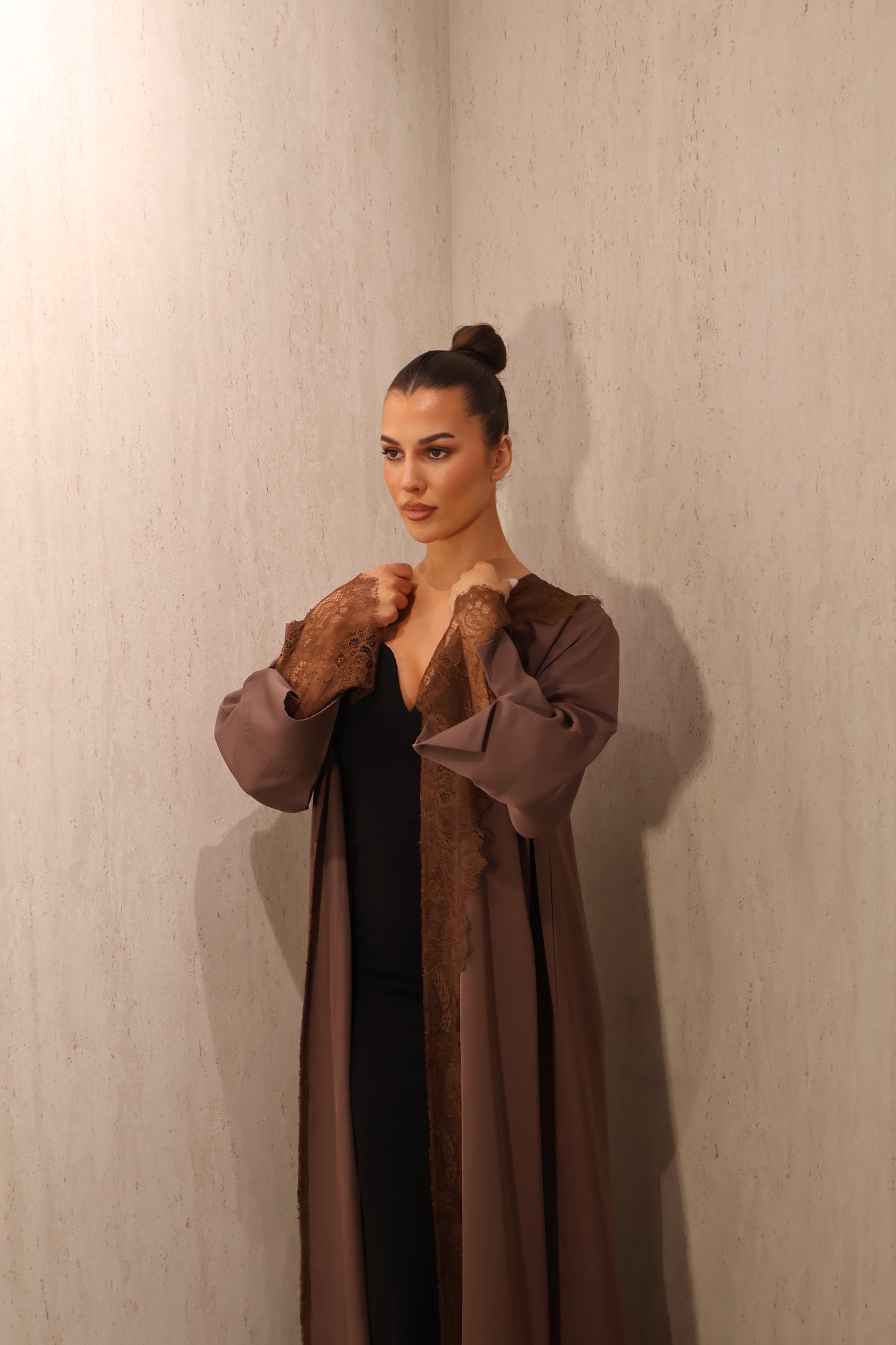 Lace brown