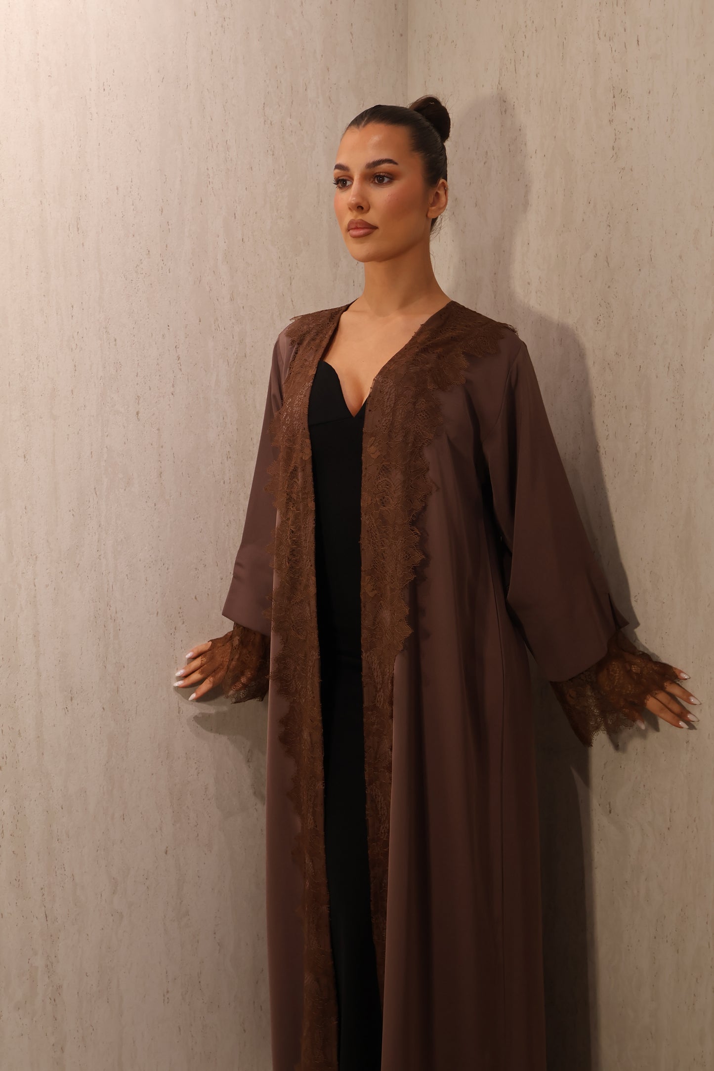 Lace brown